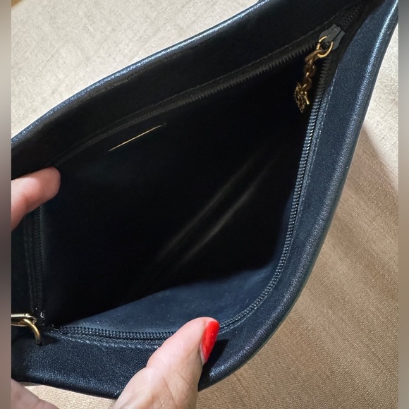 Anne Klein by Calderon Crossbody, Shoulder, or Clutch Black purse/bag 10” x 6” - Picture 4 of 9